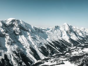Verschneite Berglandschaft in Tirol